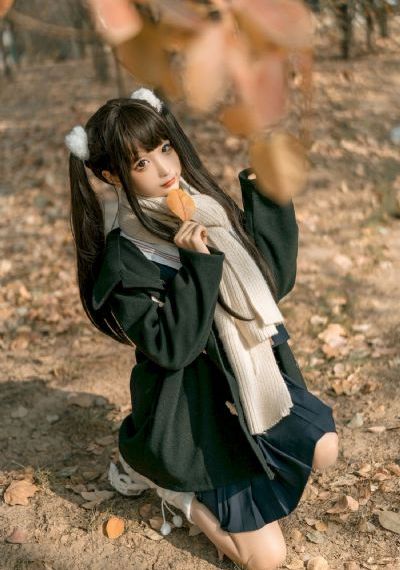 安娜女秘书